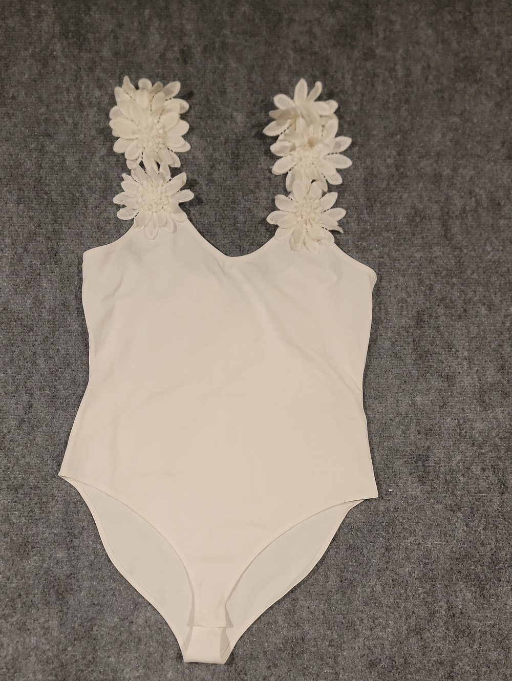 Los Angeles & Other Stories White Body Suit Size 6 EUC